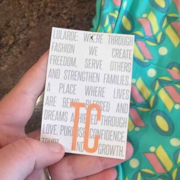 TC LuLaRoe Leggings H05 1224 - Picture 3 of 4